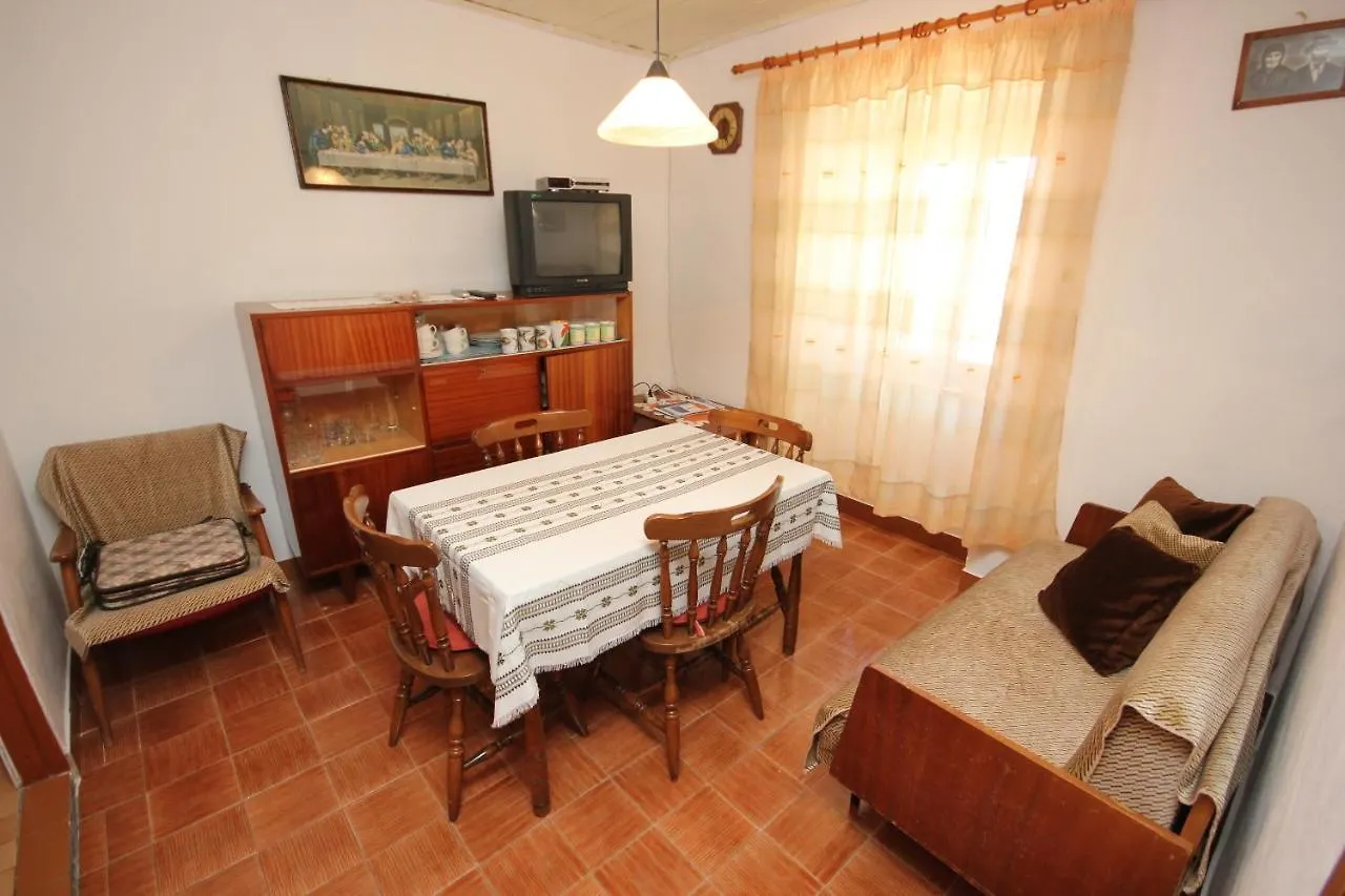 Holiday House With Wifi Ustrine, Cres - 8037 0*, Ustrine Hırvatistan